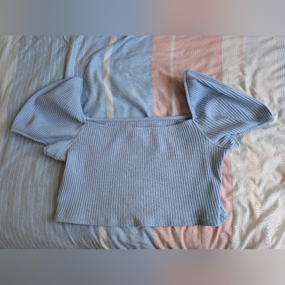 H&M Light Blue Cropped Ribbed Top With Puffed Short Sleeves - Picture 3 of 5
